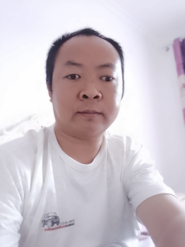 张家小伙子的第四张照片--远安上门女婿服务网